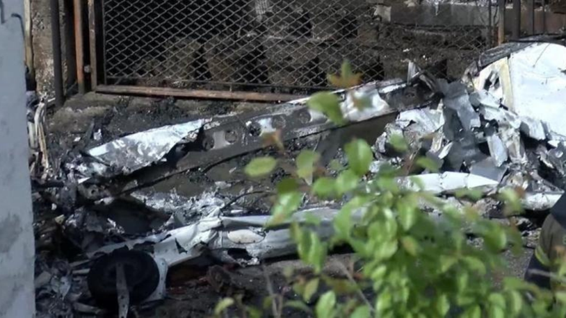 2 pilotun öldüğü sokak arasına düşen uçakta 'metal perde' detayı