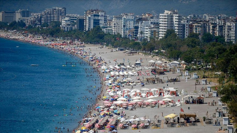 Antalya turizmi 2 milyonu aştı; tüm zamanların nisan rekoru kırıldı
