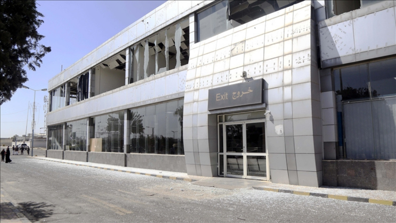 İsrail'in bombaladığı Sana Havalimanı'nda tüm uçuşlar askıya alındı