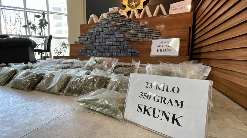 TIR'ın dorsesinde 101 kilo uyuşturucu ele geçirildi; 4 gözaltı