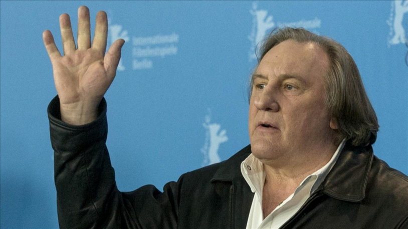 Fransız oyuncu Gerard Depardieu’ye, cinsel saldırı suçundan 18 ay ertelenmiş hapis cezası