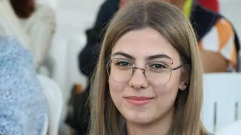 İBB soruşturmasına yönelik protestolarda tutuklanan Esila Ayık hakkında tahliye kararı verildi