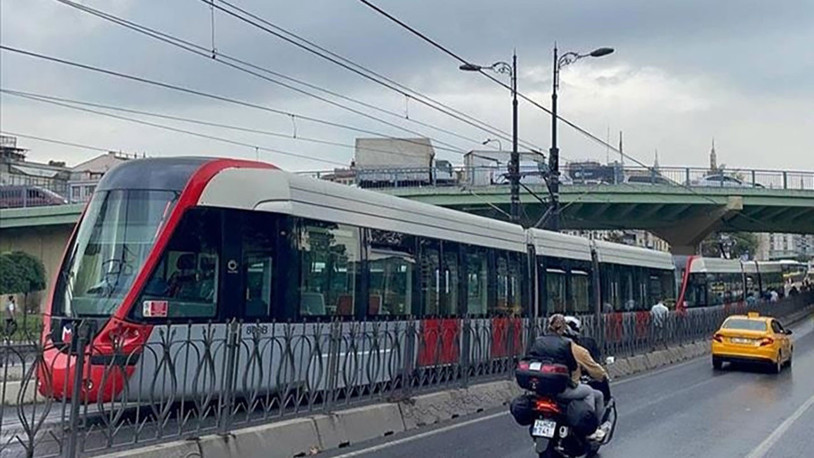 Kabataş-Bağcılar tramvay hattında teknik arıza... Seferler Eminönü-Bağcılar istasyonları arasında yapılıyor
