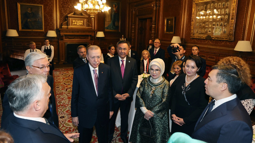 Cumhurbaşkanı Erdoğan, Macaristan Başbakanı Orban ile kültürel programa katıldı