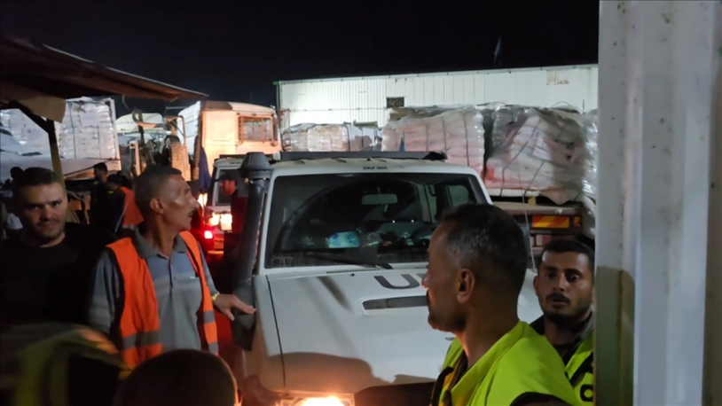 Gazze'deki hükümet: 81 günlük ablukanın ardından ilk yardım tırları Gazze’ye girdi