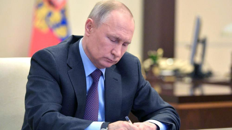 Rusya Devlet Başkanı Putin, Azerbaycan Bağımsızlık Günü’nü kutladı