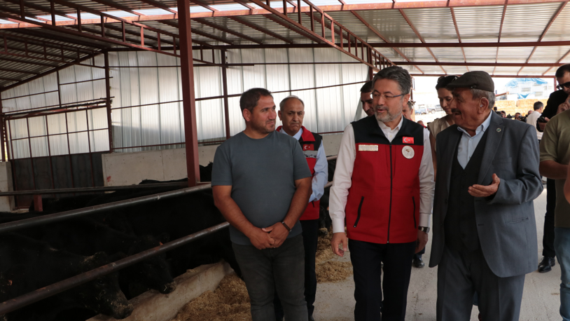 Bakan Yumaklı: Üreticilerimize hayvan başına yıllık 18 bin lira destek vereceğiz