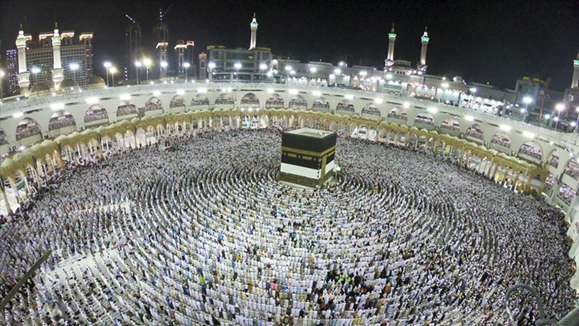 Suudi Arabistan'da 75 bini aşkın kişi hac yönetmeliklerini ihlal ettiği için geri gönderildi