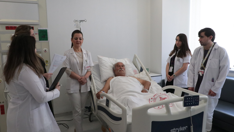 İnme geçiren hasta, 'altın saat' dilimindeki müdahale ile sağlığına kavuştu