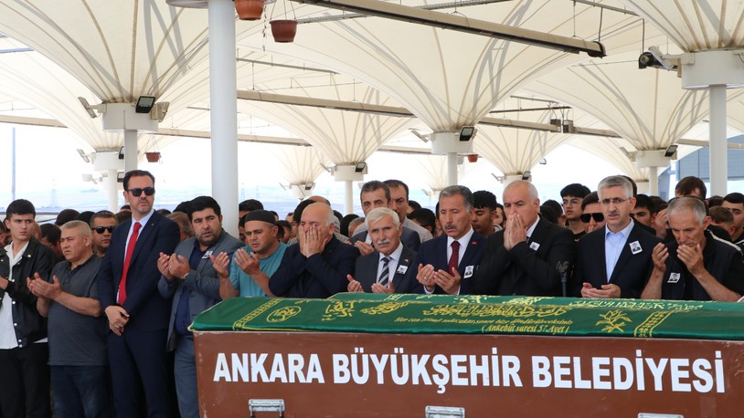 Mersin'de boğulan öğrenci, Ankara'da toprağa verildi