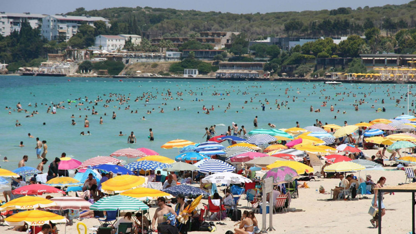 Çeşme'de bayram öncesi rezervasyon doluluk oranı yüzde 75'e ulaştı