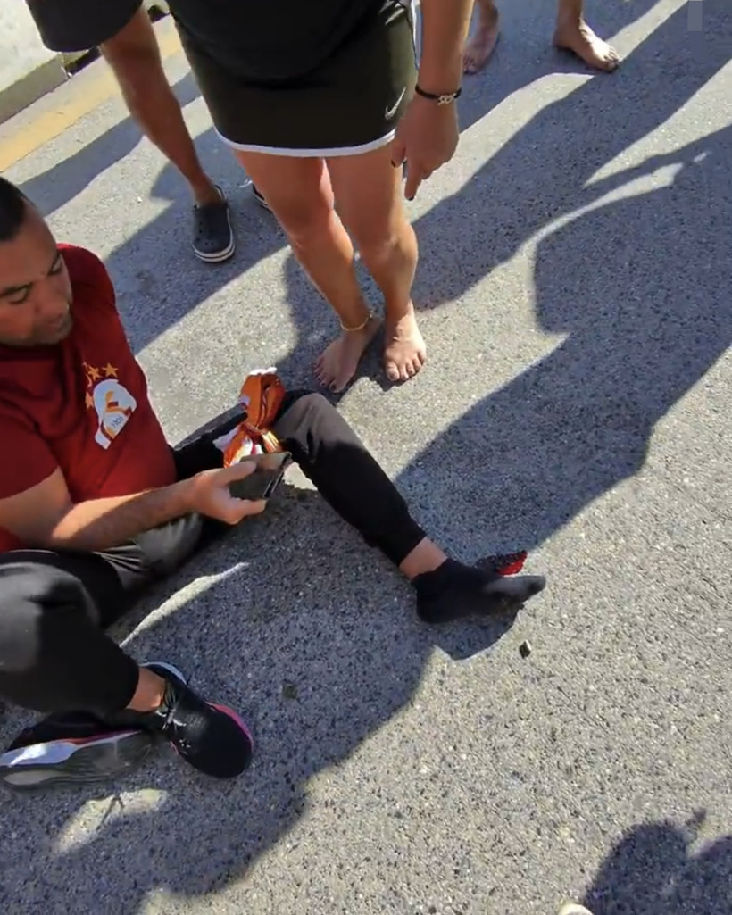 Kadıköy'de Galatasaray taraftarını silahla yaralayan şüpheli yakalandı - Resim : 1