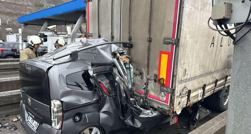 2 gün önce 4 öğretmen hayatını kaybetmişti... Pendik gişelerde bir feci kaza daha: 1 can kaybı - Resim : 1