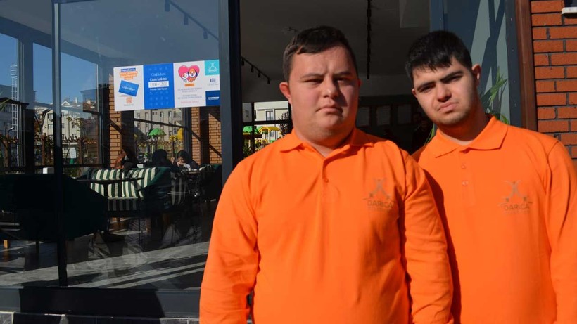 Kocaeli'de down sendromluların istihdam edildiği "Gönül Kahvesi" açıldı - Resim: 4