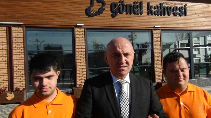 Kocaeli'de down sendromluların istihdam edildiği "Gönül Kahvesi" açıldı - Resim: 1