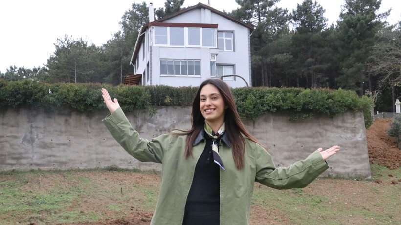 Sosyal medyada olay olmuştu... İşte dağın zirvesindeki yalnız evin merak edilen hikayesi - Resim: 9