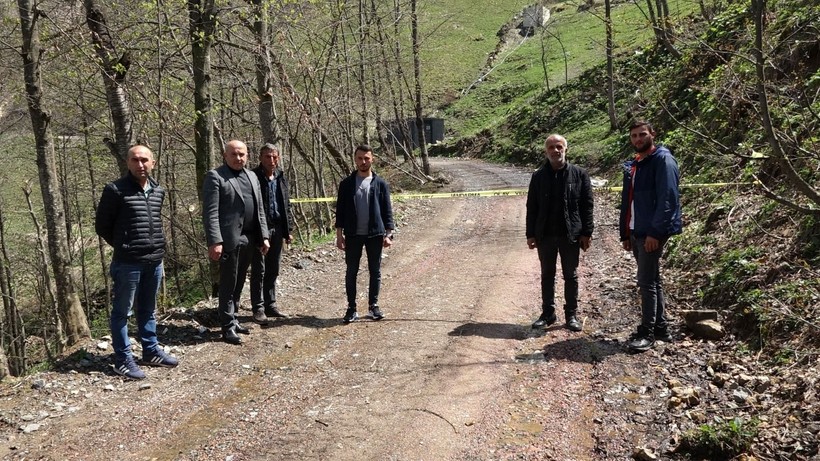 Asırlardır böyle bir olay yaşanmadı! Sis içinde heyelandan sirenli uyarıyla kurtuldular - Resim: 2
