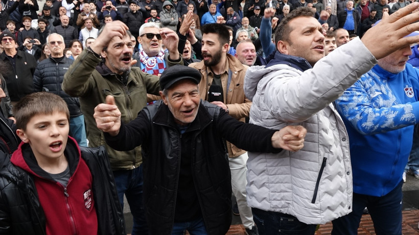 Trabzonspor U19 finalde! Taraftardan coşkulu kutlama - Resim : 5
