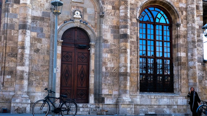 Pencereleri kapısından büyük Aziziye Camii’ne turist ilgisi - Resim: 10