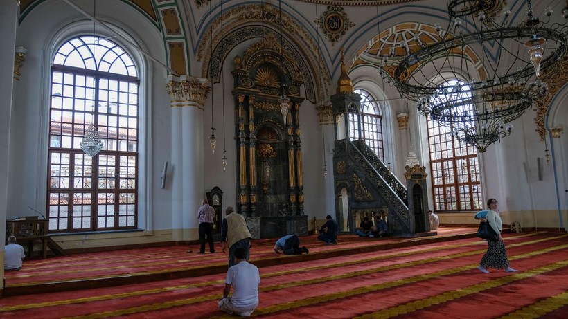 Pencereleri kapısından büyük Aziziye Camii’ne turist ilgisi - Resim: 8