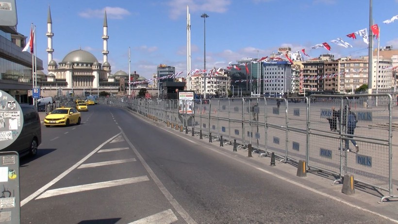 Taksim'de 1 Mayıs hazırlıkları sürüyor - Resim: 1