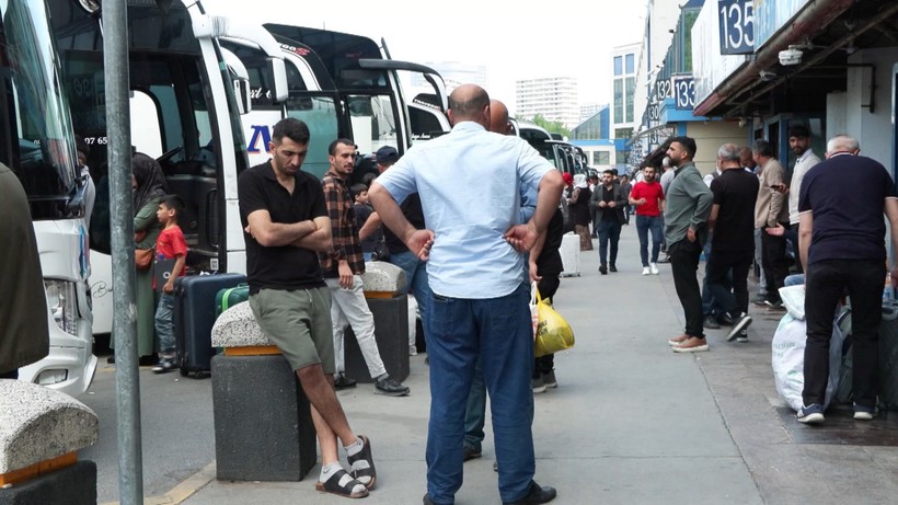 15 Temmuz Demokrasi Otogarı'nda bayram hareketliliği - Resim : 1
