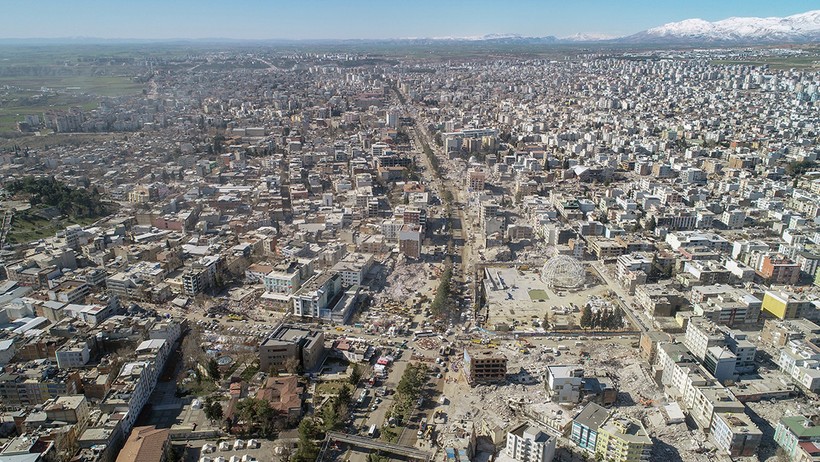 'Asrın felaketi'nin ikinci yılı... Yitirdiğimiz canlarımızı saygıyla anıyoruz - Resim : 1