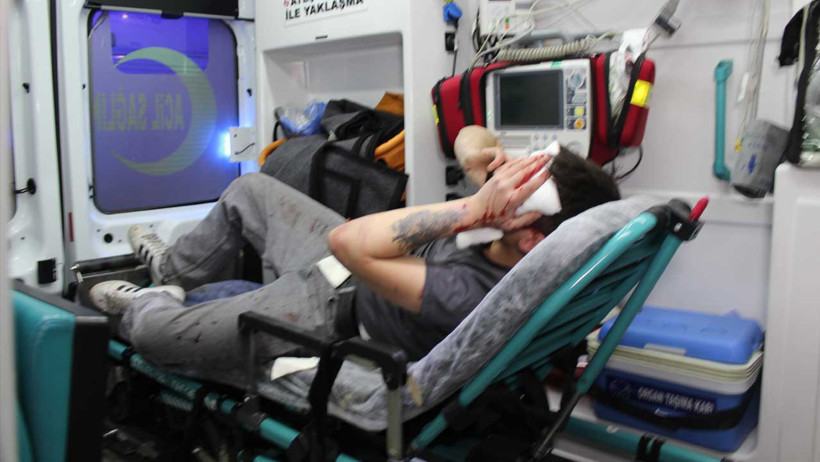 'Dur' ihtarına uymayıp kaza yapan 16 yaşındaki sürücü babasını aradı: Kafam kanıyor, hemen buraya gel - Resim : 1