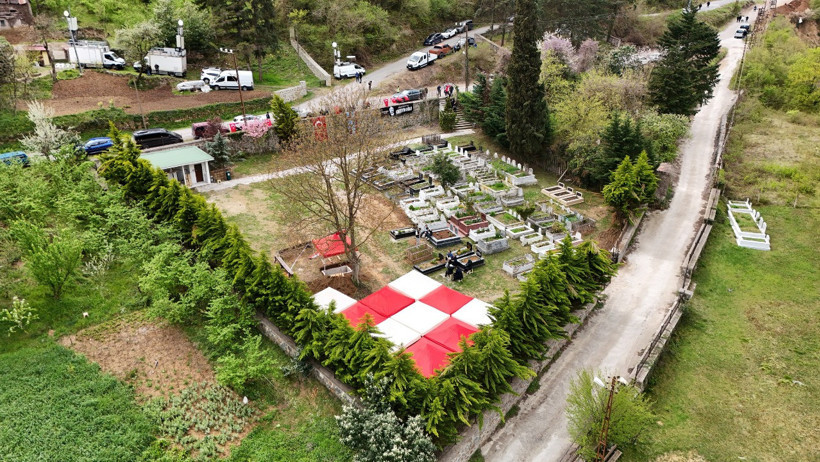 'Kuzey'in Oğlu'na veda... Volkan Konak Trabzon'da son yolculuğuna uğurlandı - Resim : 5