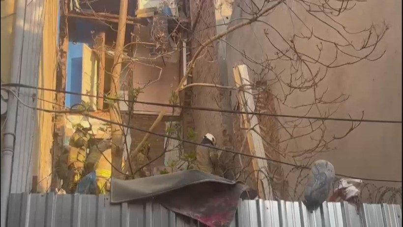 Şişli'de bir binada kısmi çökme meydana geldi - Resim : 1