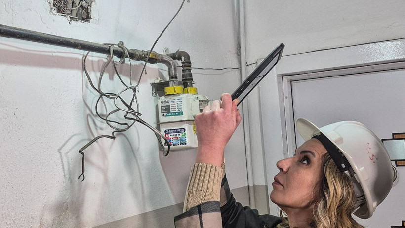 Başakşehir'de Çevre, Şehircilik ve İklim Değişikliği Bakanlığı ekiplerinden hasar tespit çalışması - Resim : 3