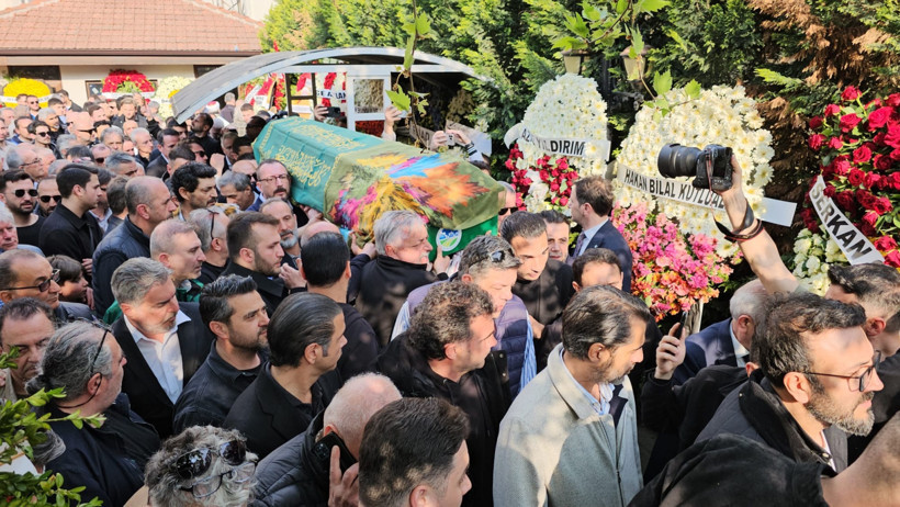 Teknik direktör Bülent Uygun'un kızı Almina Tude, son yolculuğuna uğurlandı - Resim : 4