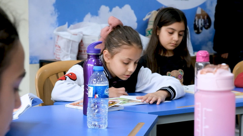 Kahramanmaraş'taki Azerbaycan Mahallesi'nin Haydar Aliyev İlkokulu... Bakan Kurum: Afetlere dirençli, çocuklarımız için güvenli - Resim : 4