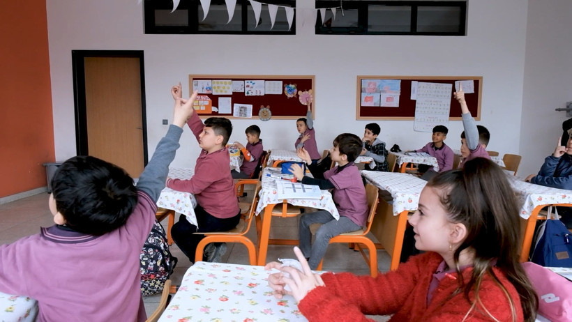 Kahramanmaraş'taki Azerbaycan Mahallesi'nin Haydar Aliyev İlkokulu... Bakan Kurum: Afetlere dirençli, çocuklarımız için güvenli - Resim : 5