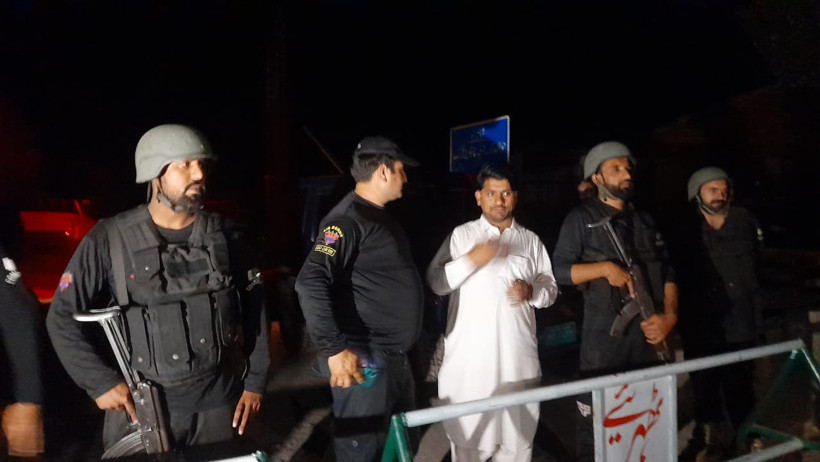 Hindistan ordusu, Pakistan ve ona bağlı Azad Keşmir'deki "hedeflere" askeri operasyon başlattı... Pakistan: Hindistan'ın saldırılarına karşılık vereceğiz - Resim : 6