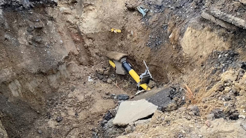 Gaziosmanpaşa'da inşaat kazısı sırasında yol çöktü - Resim : 3