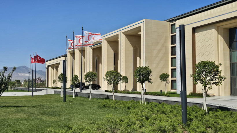 KKTC Cumhurbaşkanı Ersin Tatar KRT'ye konuştu: Federasyon devri kapandı, tek yol iki devletli çözüm - Resim : 2