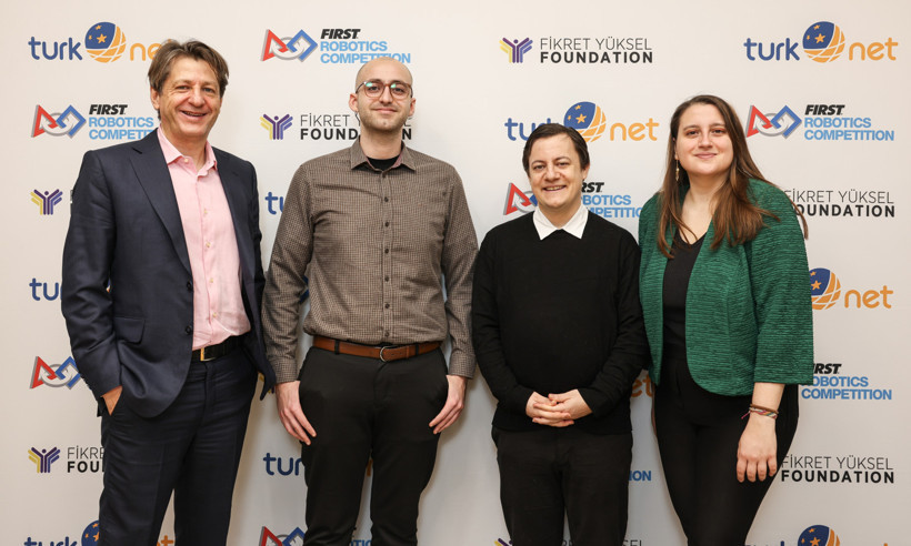 TurkNet'ten geleceğin teknolojilerini üretecek gençlere net destek! - Resim : 1