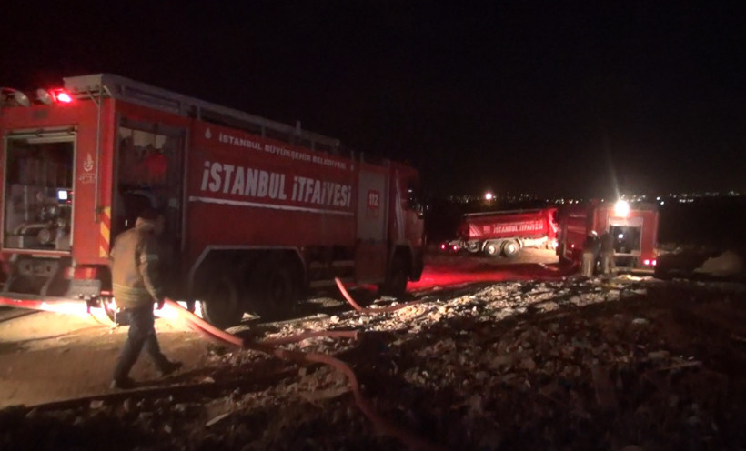 Silivri'de hurdalık alanda yangın - Resim : 1
