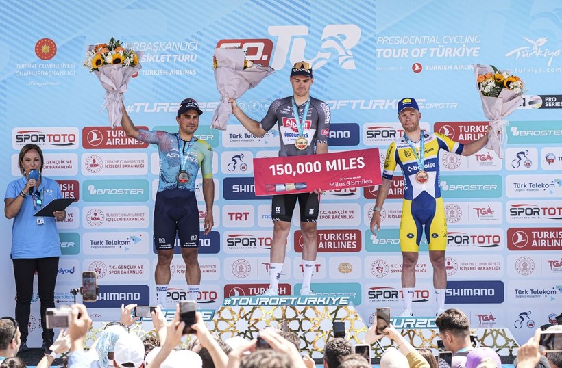 60. Cumhurbaşkanlığı Türkiye Bisiklet Turu: İlk etapta Alpecin-Deceuninck takımından Simon Dehairs birinci oldu - Resim: 6