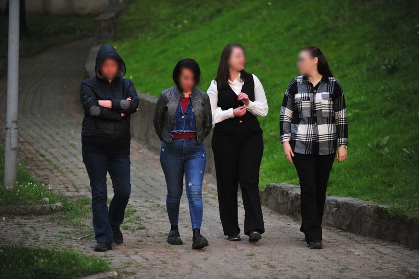 6 kadınla aynı anda gönül ilişkisi kurup 12 milyon TL dolandırdı iddiası... Dolandırıcıdan pişkin savunma: Vermeselerdi - Resim: 13