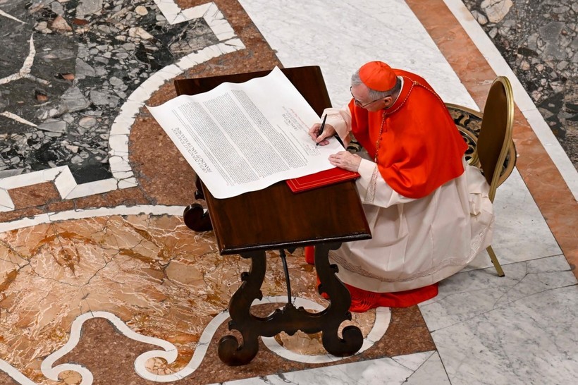 Papa Franciscus'un cenaze töreni bugün yapılacak... Türkiye'yi TBMM Başkanı Kurtulmuş temsil edecek - Resim: 5