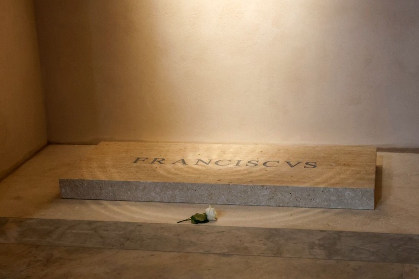 Papa Franciscus'un kabri ziyaretçi akınına uğradı - Resim: 25