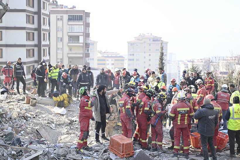 'Asrın felaketi'nin ikinci yılı... Yitirdiğimiz canlarımızı saygıyla anıyoruz - Resim : 3
