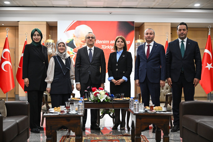 MHP heyeti, AK Parti’yi bayramlaşma kapsamında genel merkezde ziyaret etti - Resim : 1