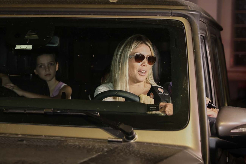 Galatasaray’ın Arjantinli yıldızı Icardi, kızlarıyla görüştü - Resim: 3