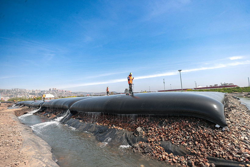 Bakan Kurum: Kocaeli'de 1,1 milyon metreküp dip çamurunu bertaraf ettik - Resim : 3