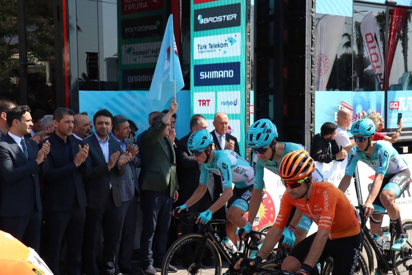 60. Cumhurbaşkanlığı Türkiye Bisiklet Turu: İlk etapta Alpecin-Deceuninck takımından Simon Dehairs birinci oldu - Resim: 13