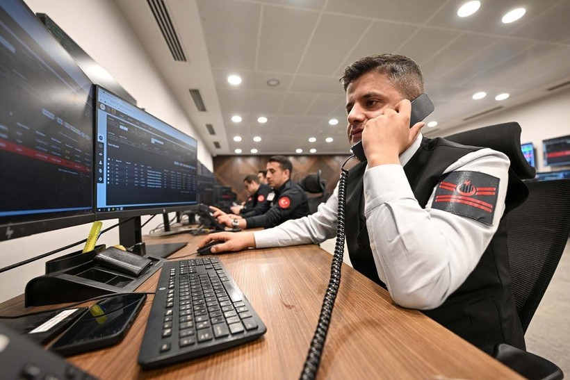 Hayat kurtaran 'elektronik kelepçe' izleme merkezi... Sistem nasıl çalışıyor? İşte tüm detaylar - Resim: 13