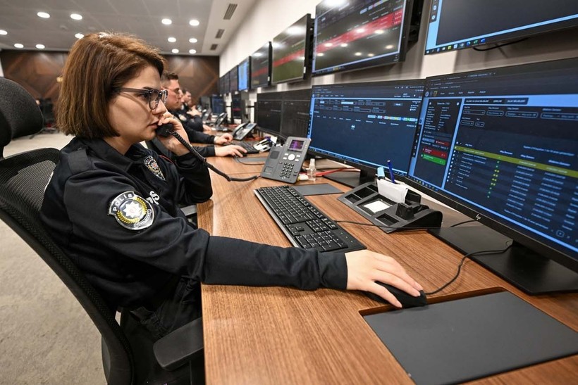 Hayat kurtaran 'elektronik kelepçe' izleme merkezi... Sistem nasıl çalışıyor? İşte tüm detaylar - Resim: 16